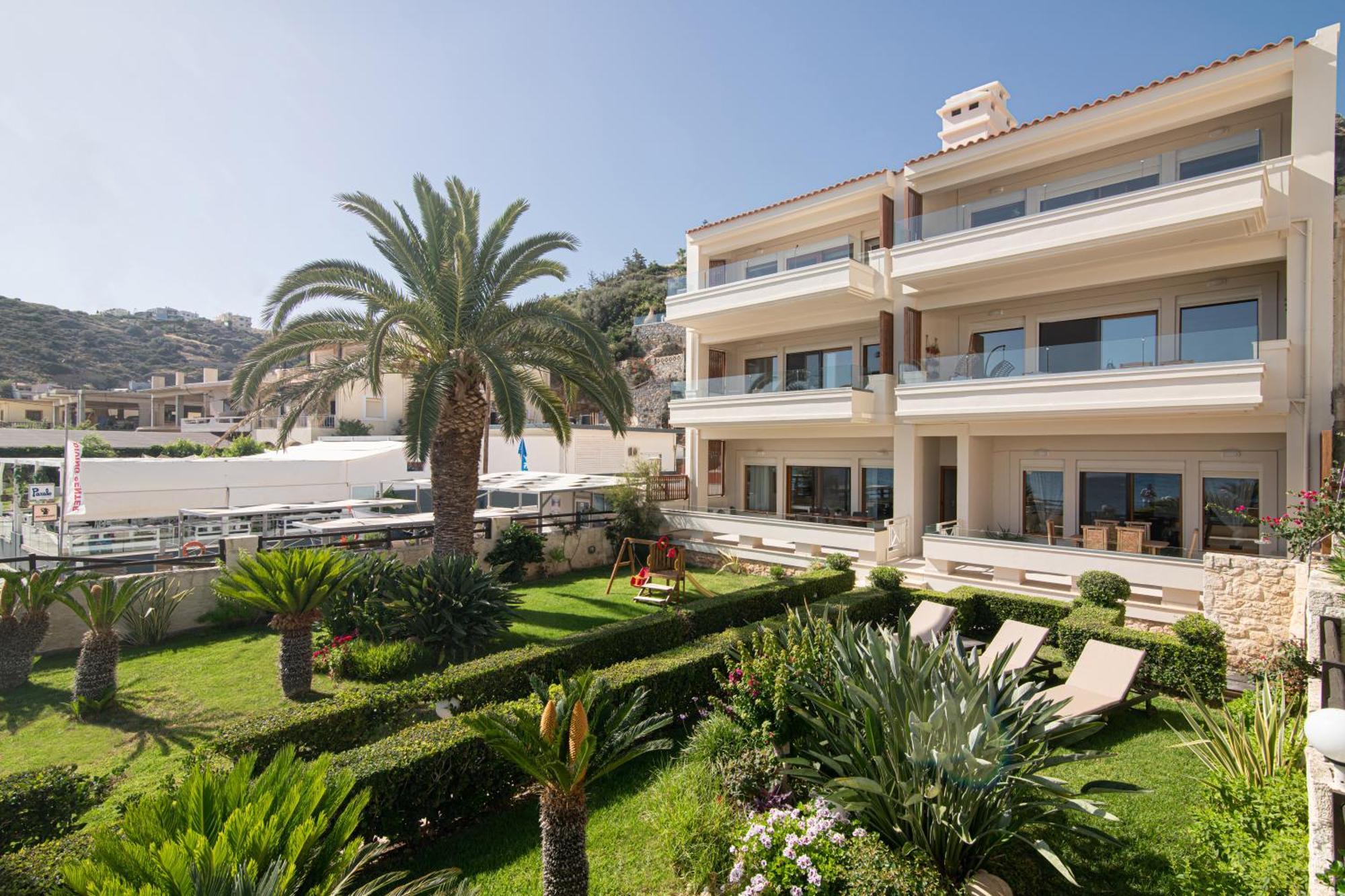 Beachfront Green Apt-Ligaria Beach Eksteriør billede